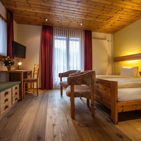 Astoria Отель 3*